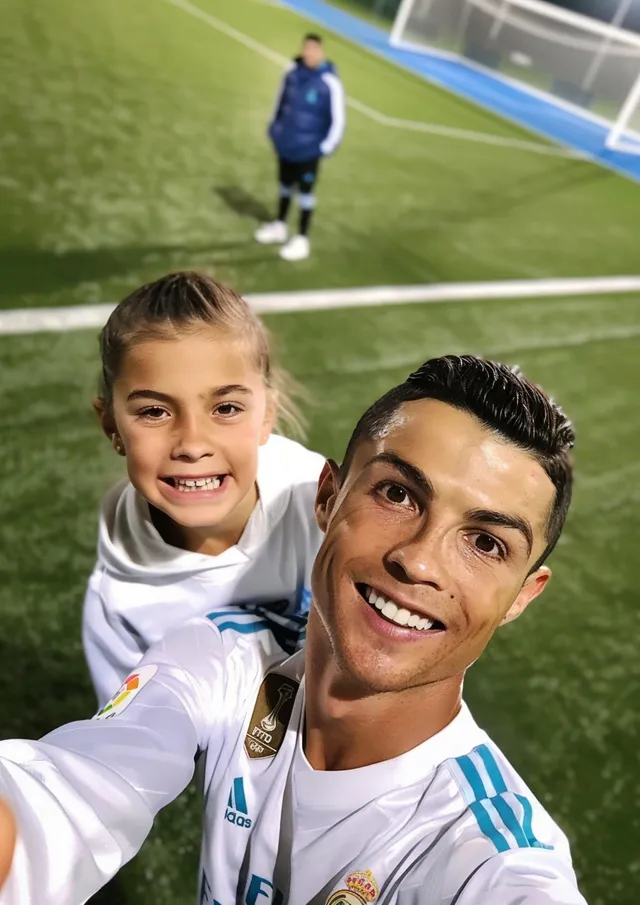 Cristiano Ronaldo Selfie Birthday