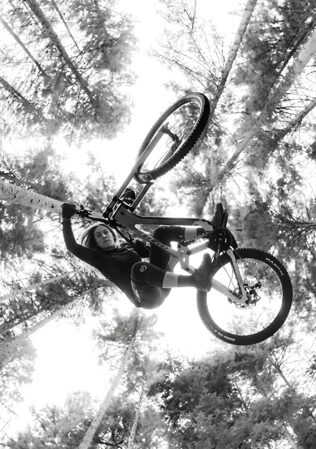 Forest Mountain Bike Freestyle